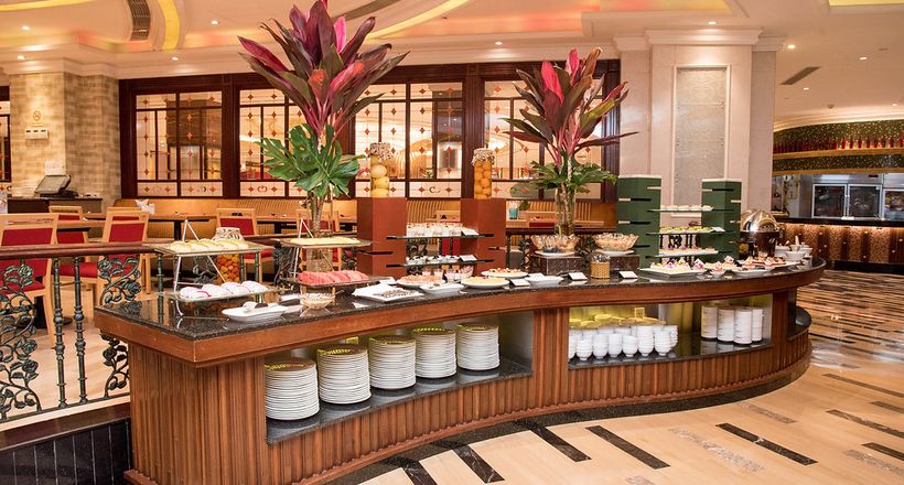 Đại tiệc hải sản phong phú mỹ vị biển khơi tại Café Central An Đông - Windsor Plaza Hotel