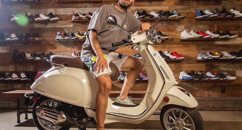 Sean Wotherspoon x Vespa: Lối đi cổ điển của thời trang đường phố
