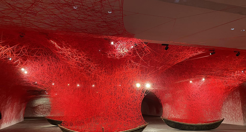 "Thủy triều cảm xúc" tại VCCA - Trải nghiệm nghệ thuật ý niệm cùng Chiharu Shiota