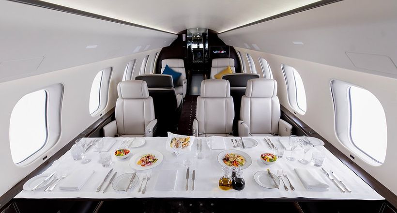 VistaJet hợp tác với Shangri-La Singapore ra mắt thực đơn Tết nguyên đán trên máy bay