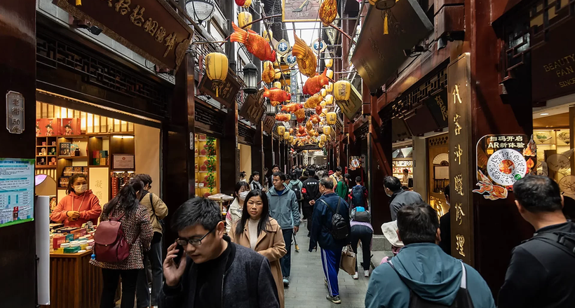 Áp lực mới của nền kinh tế Trung Quốc khi giá trị xuất khẩu giảm 17% trong tháng 7