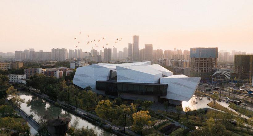 “Tuyết phủ trắng núi”- tình yêu thiên nhiên gửi vào Bảo tàng Lịch sử Tự nhiên Thành Đô