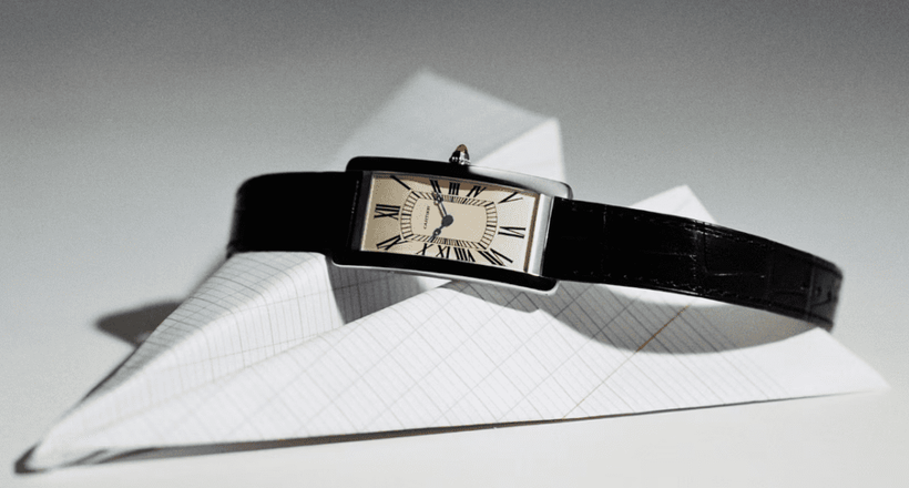 Cartier Tank Cintrée platinum - chiếc đồng hồ hiện đại pha nét quyến rũ cổ điển