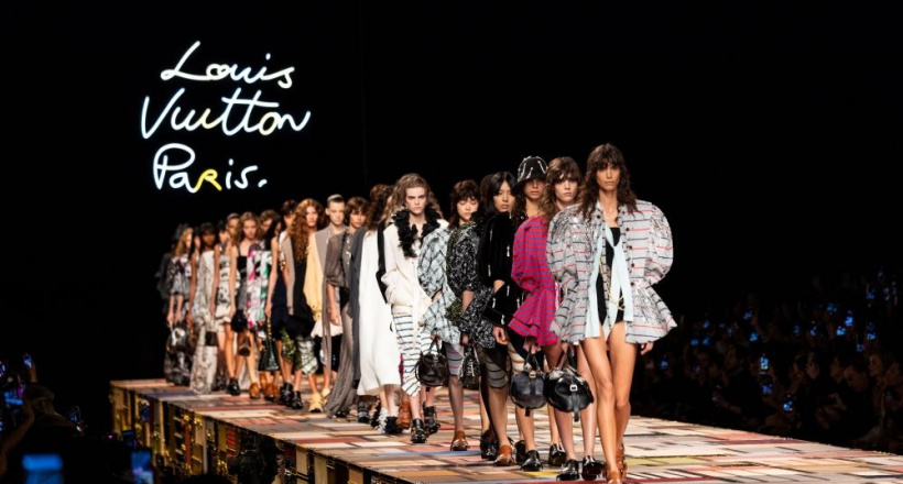 Louis Vuitton Spring 2025 – Cuộc gặp gỡ giữa thời đại Phục Hưng và khoa học viễn tưởng