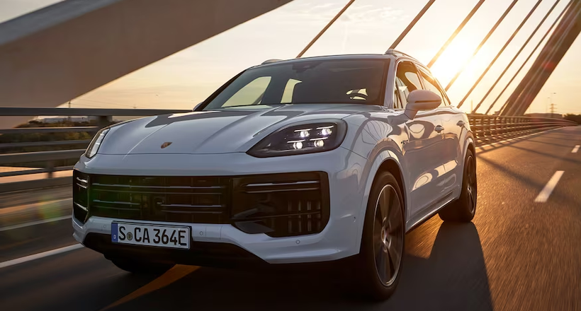 Cận cảnh Cayenne Turbo E-Hybrid 2024 - mẫu SUV 729 HP mạnh nhất lịch sử Porsche