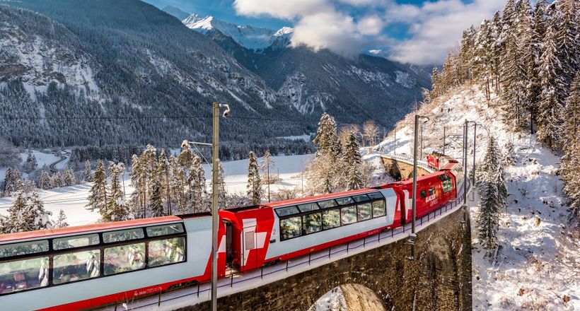 Glacier Express – “tàu tốc hành chậm nhất thế giới” ở Thụy Sĩ
