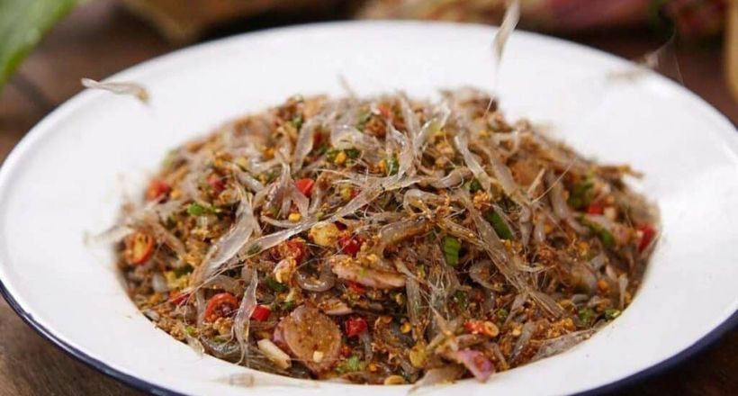 Món tôm nhảy gây tò mò với du khách đến Thái Lan