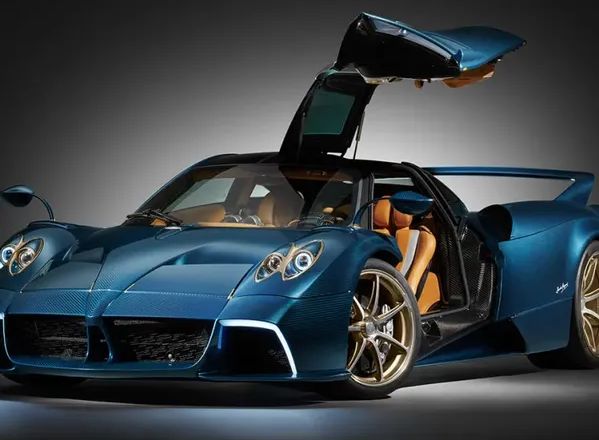 Siêu xe Pagani Huayra Epitome: Lột xác ngoạn mục với hộp số sàn đầu tiên