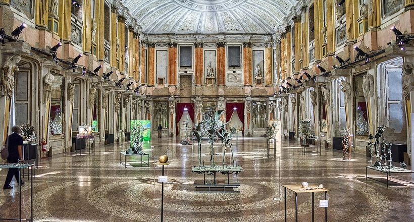 Phan Đăng Hoàng: NTK Việt đầu tiên tham gia show runway ở Milan Fashion Week