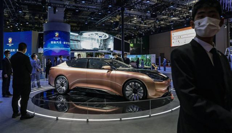 Evergrande tuyên bố đánh bại Tesla, nhưng hiện lỗ 740 triệu USD, chưa bán được chiếc xe nào
