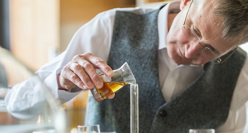 Bậc thầy chế tác “nước thánh” & bộ sưu tập để đời Prima & Ultima