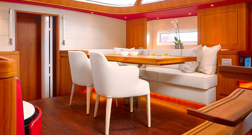 Contest ra mắt nội thất du thuyền theo phong cách xe sang Bentley