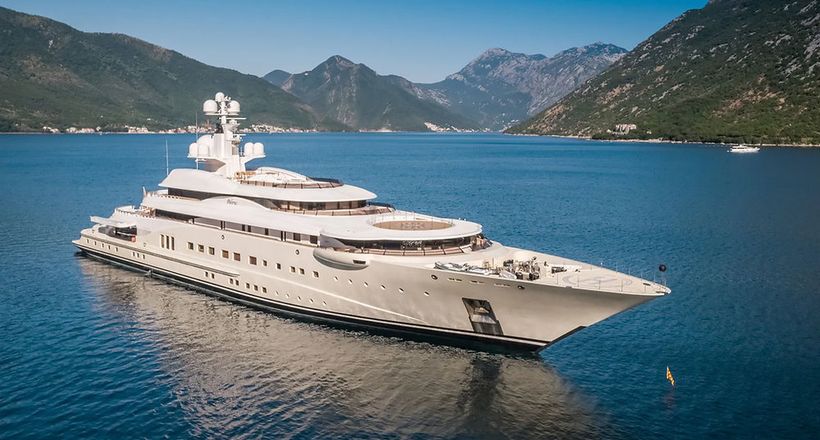Đã có thể mua lại siêu du thuyền 115m Lürssen Pelorus từ SuperYachtsMonaco