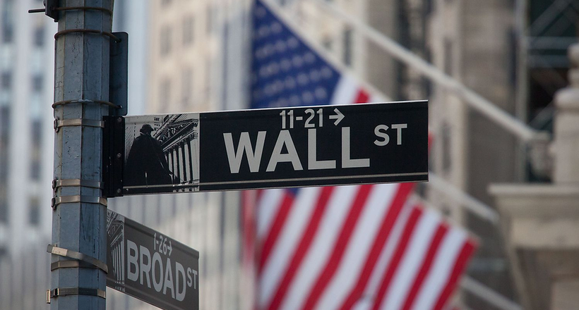 Phố Wall vẫn giữ vững niềm tin vào khả năng thoát khỏi suy thoái của nền kinh tế Mỹ
