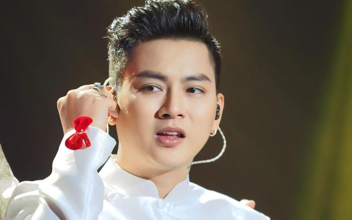 Tiếc cho Hoài Lâm