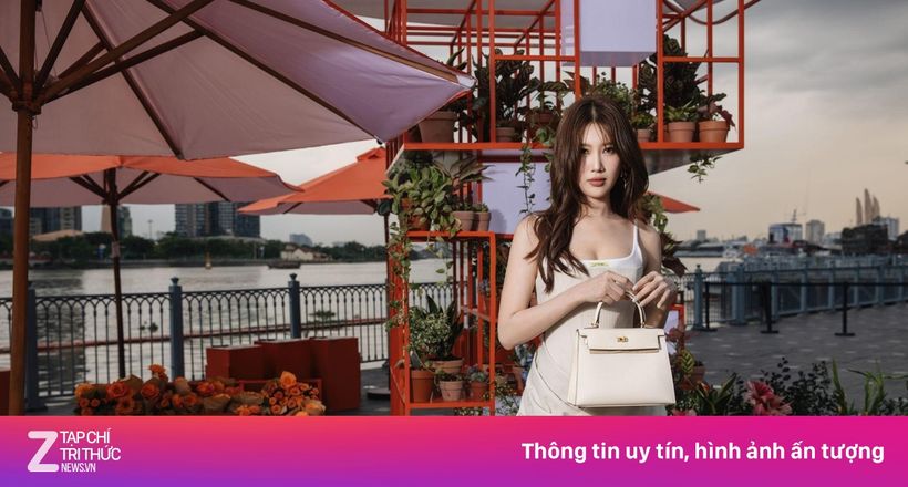 Kiosk Le Monde d'Hermès - sạp báo xa xỉ đã trở lại TP.HCM