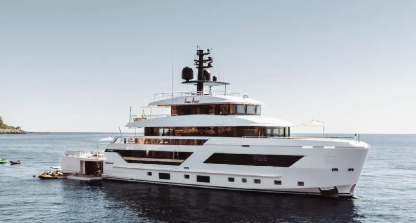 Khám phá tiện nghi sang trọng, đẳng cấp trên siêu du thuyền Sanlorenzo 44-X Space