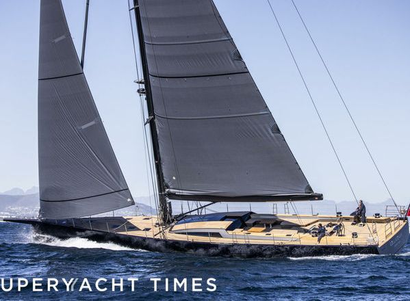 Khám phá các du thuyền góp mặt tại sự kiện Giorgio Armani Superyacht Regatta