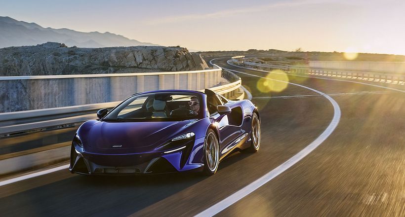 Vượt giới hạn cùng Artura Spider: Siêu xe mui trần điện khí hóa đỉnh cao của McLaren