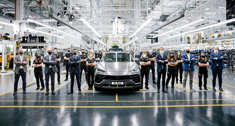 Lamborghini lập kỷ lục sản xuất trong lịch sử với chiếc Urus thứ 15.000