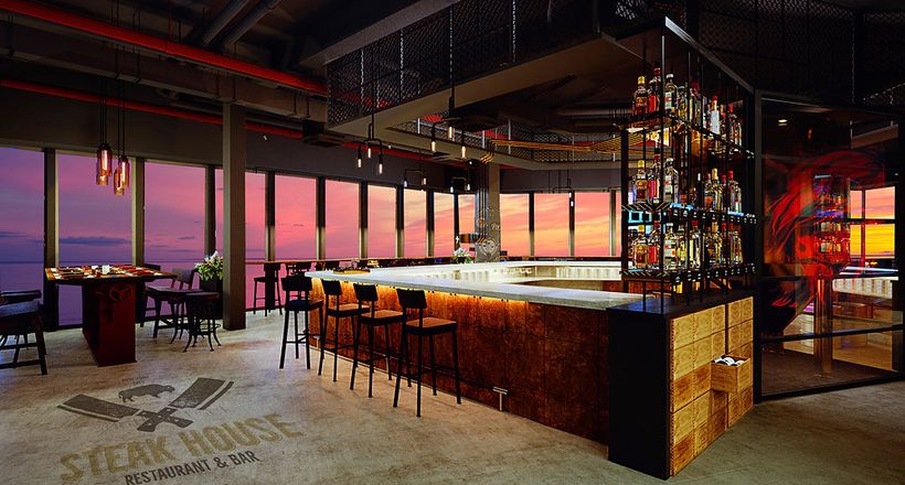 Nhà hàng Mad Cow Wine & Grill chính thức có mặt tại Phú Quốc