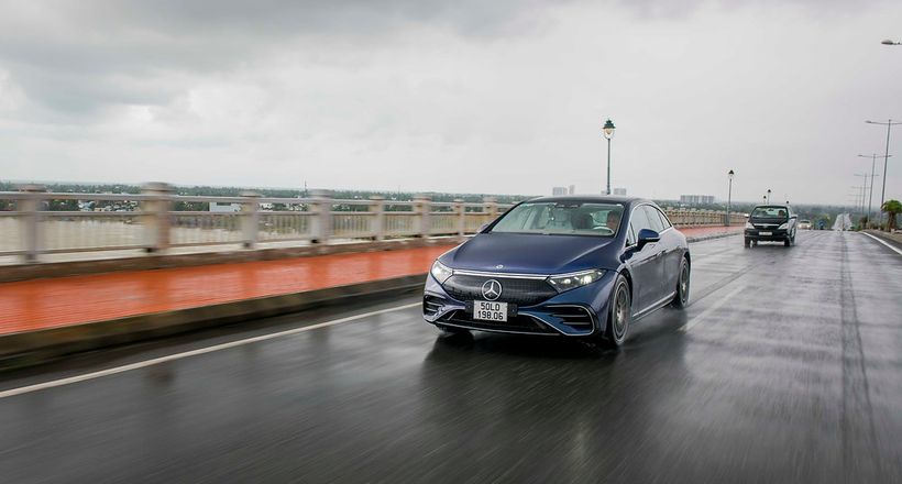 EQS 450+ đạt mức di chuyển tối đa 850km 1 lần sạc, xác lập kỷ lục mới tại Việt Nam