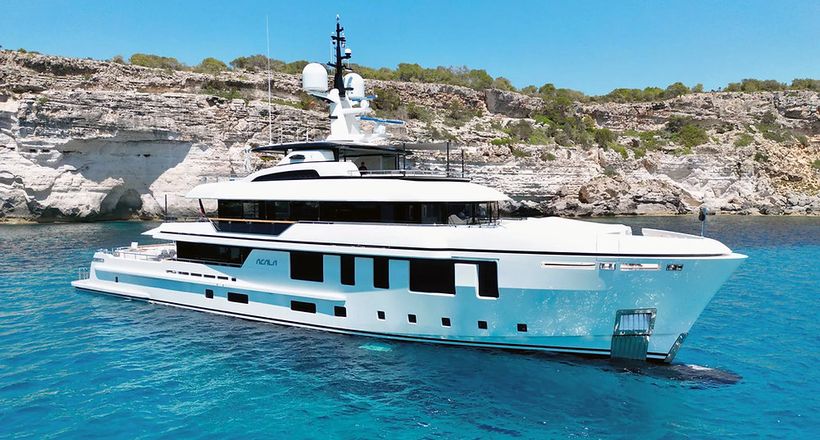 Acala - du thuyền thám hiểm độc đáo đến từ xưởng đóng du thuyền CdM - Ý