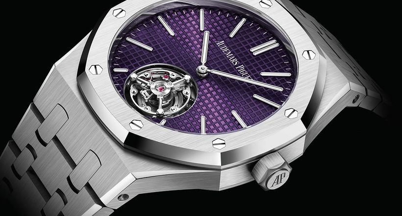 Audemars Piguet ra mắt phiên bản Royal Oak Flying Tourbillon Extra-Thin đắt giá