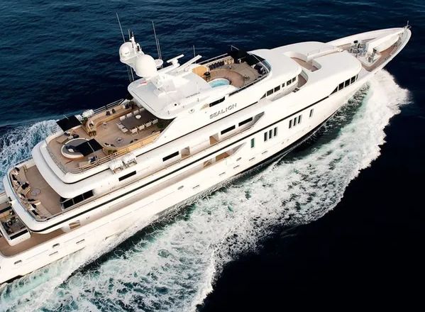 Siêu du thuyền VSY Sealion 62 mét với thiết kế lộng lẫy và không gian giải trí ấn tượng