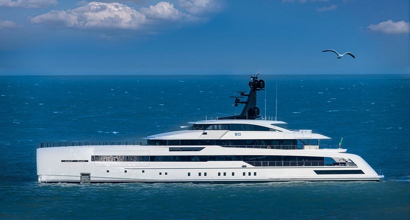 Siêu du thuyền CRN M/Y RIO hoàn thành xuất sắc chuyến đi thử nghiệm đầu tiên trên biển