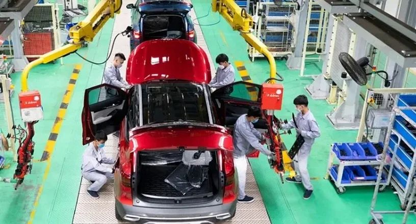 Đề xuất giảm 50% lệ phí trước bạ đối với ô tô sản xuất, lắp ráp trong nước