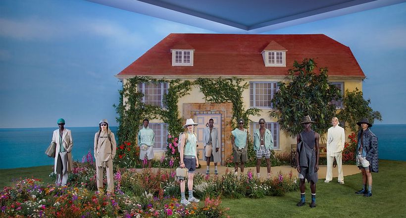 NTK Kim Jones thỏa lòng tín đồ đam mê nghệ thuật với Dior Men Xuân Hè 2023
