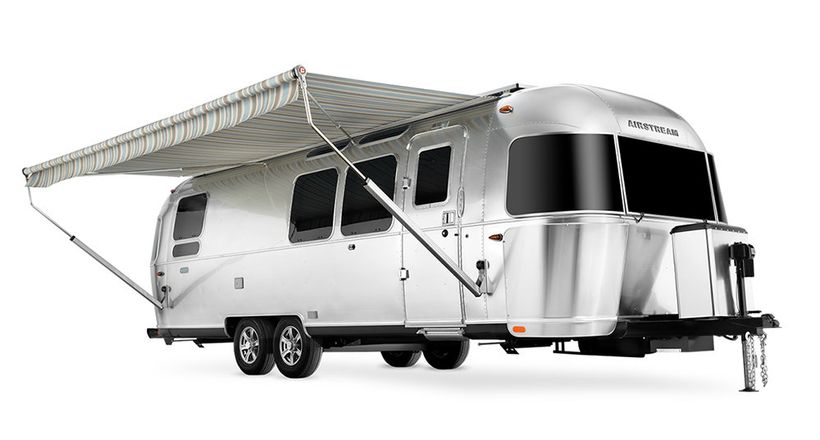 Airstream và Pottery Barn ra mắt ‘căn hộ di động’ đậm chất biển khơi