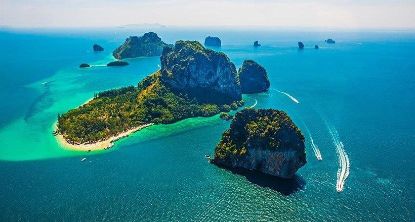 Phuket đón du khách nước ngoài sau một năm đóng cửa toàn diện