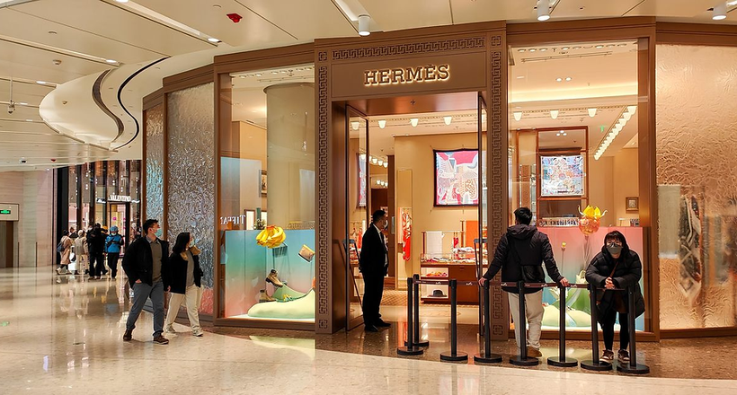 Ngành xa xỉ phẩm châu Âu gặp khó trước sự biến động của nền kinh tế toàn cầu