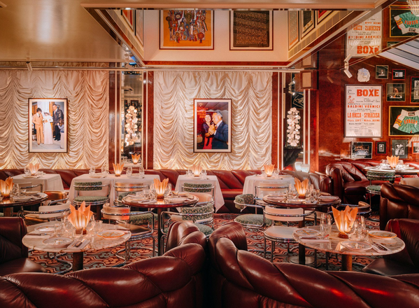 Studio Kiki tô điểm nhà hàng Carlotta với "vẻ hào nhoáng và quyến rũ đậm chất cổ điển"