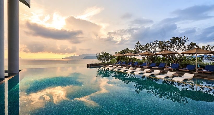 Renaissance Saigon, Sheraton Nha Trang, Mercure Vũng Tàu tung khuyến mãi hè hấp dẫn