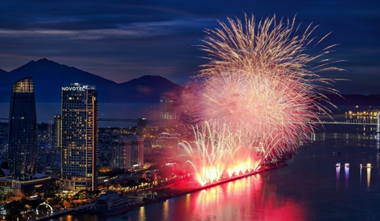 Chiêm ngưỡng vẻ đẹp rực rỡ của lễ hội pháo hoa quốc tế 2023 cùng Novotel Danang