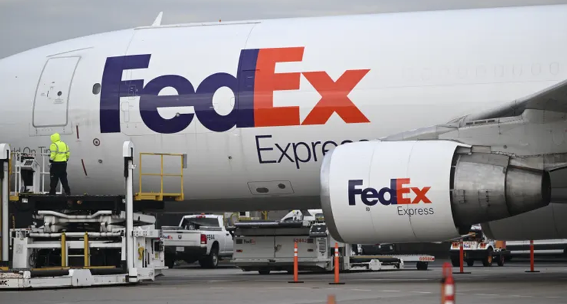 FedEx nâng dự báo lợi nhuận sau khi cắt giảm chi phí mang lại hiệu quả