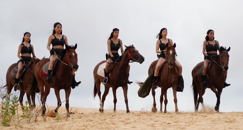 ‘Biệt đội hot girl’ rời rạp