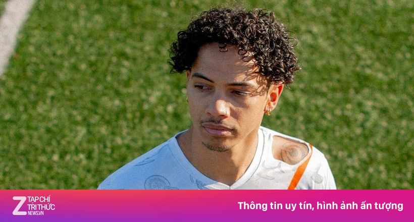 Đội bóng gây chú ý nhờ ra mắt áo đấu 'biến mất'