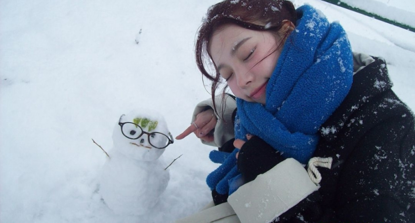 Tuyết đầu mùa biến đường phố Hàn Quốc thành sân chơi sáng tạo, chữa lành tâm hồn cho giới trẻ