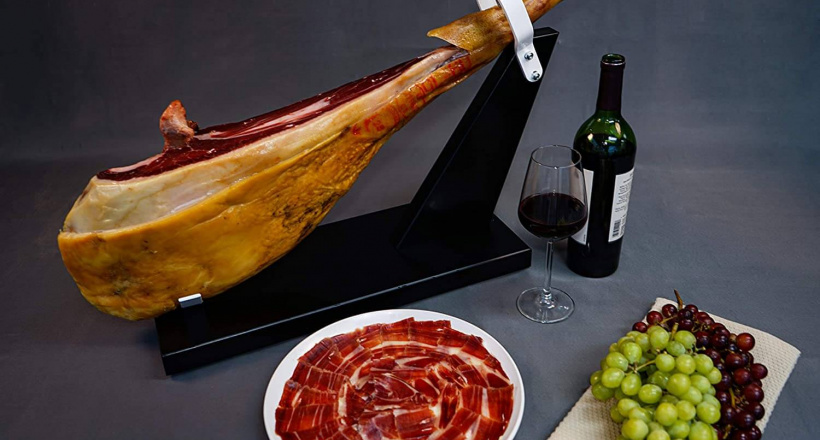 Đùi heo muối Tây Ban Nha đang "làm mưa làm gió" trên cõi mạng, Shark Hưng tuyên bố "của hiếm" mà tràn lan trên thị trường, phân biệt thế nào?