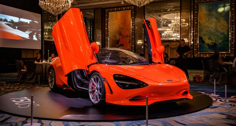 Siêu xe Pagani Utopia giá hơn 2,2 triệu USD đầu tiên có mặt tại Singapore