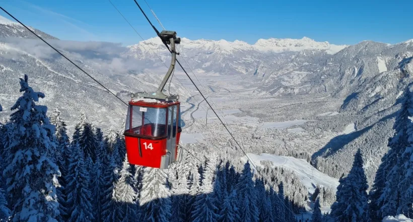 Mùa đông tuyết trắng tại Chur, ngôi làng cổ nhất Thụy Sĩ