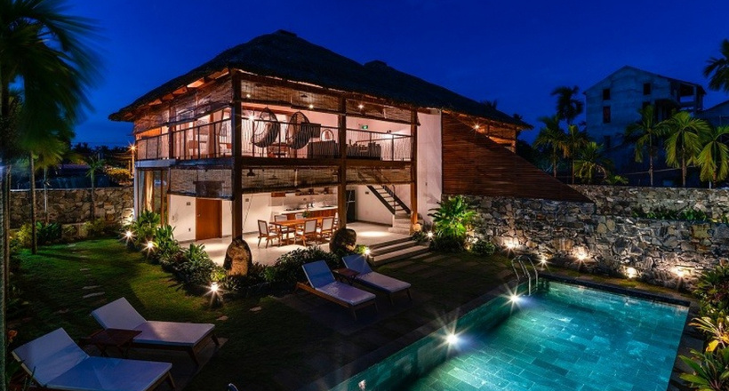 Báo Mỹ nức nở khen biệt thự mái lá đẹp hút hồn ở Hội An