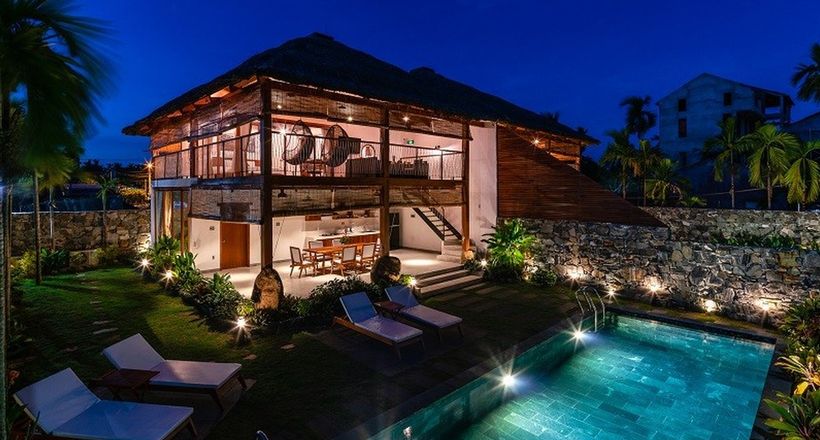 Báo Mỹ nức nở khen biệt thự mái lá đẹp hút hồn ở Hội An