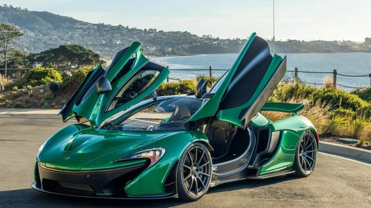 Pin của siêu xe McLaren P1 bằng giá một chiếc Porsche 911
