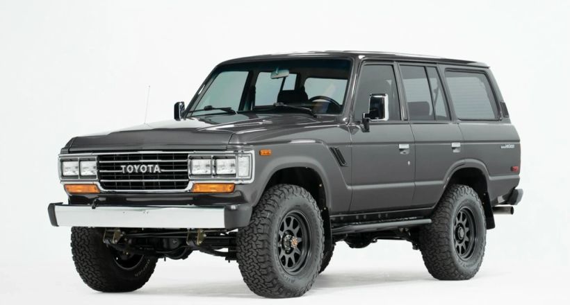 Ngắm chiếc Land Cruiser độ theo phong cách Porsche 911