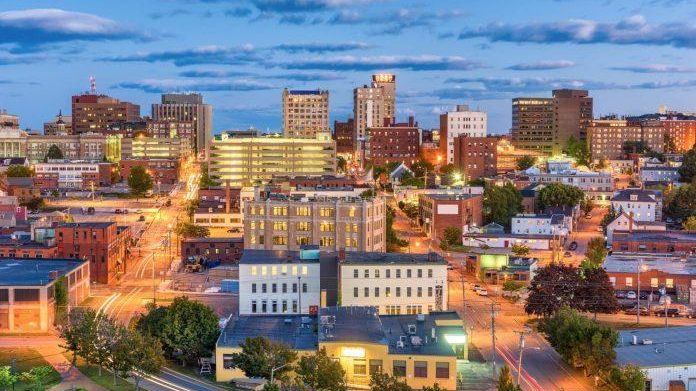 Khám phá cảnh quan tuyệt đẹp và ẩm thực biển ở tiểu bang Maine nước Mỹ